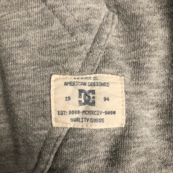 DC Sweater - Picture 2 of 2